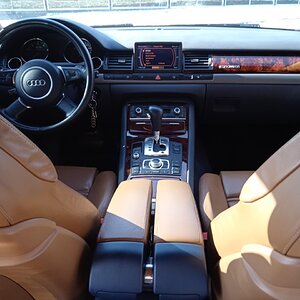 Audi A8.4.jpg
