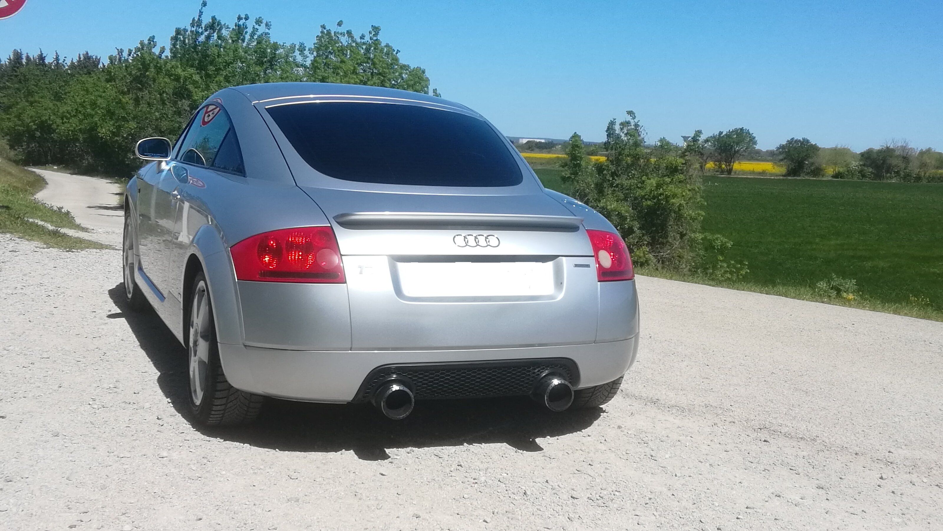 Audi2.jpg