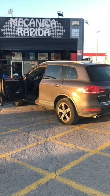 touareg taller.JPG touareg taller.JPG