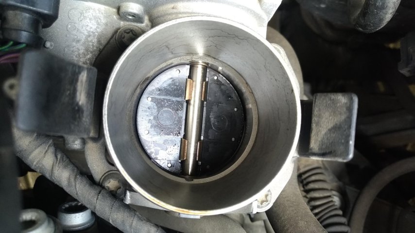 coté durite turbo.jpg.jpg