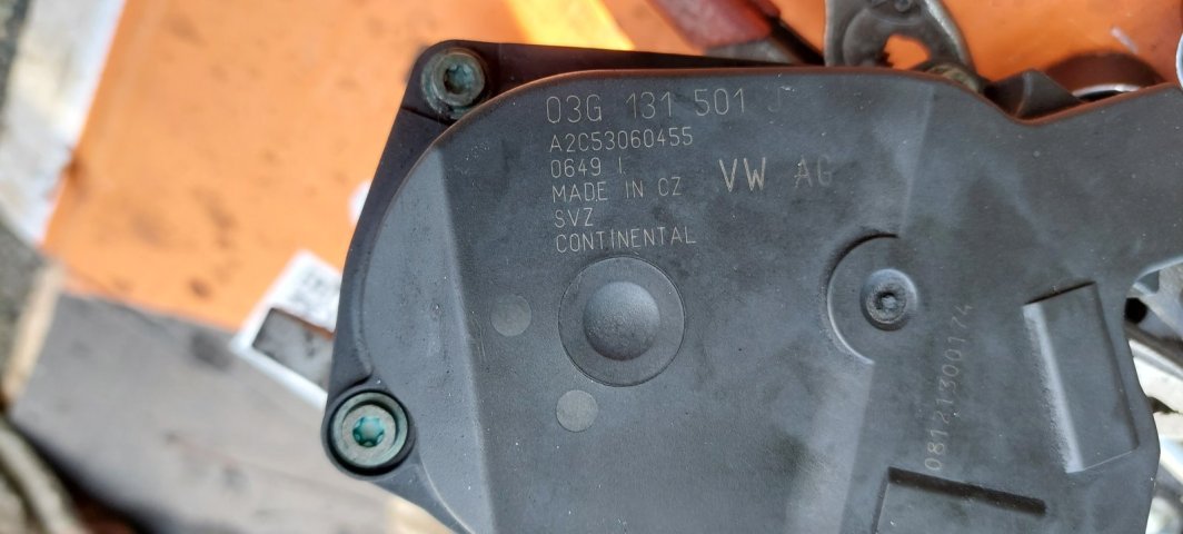 EGR 4 poles vue côté.jpg