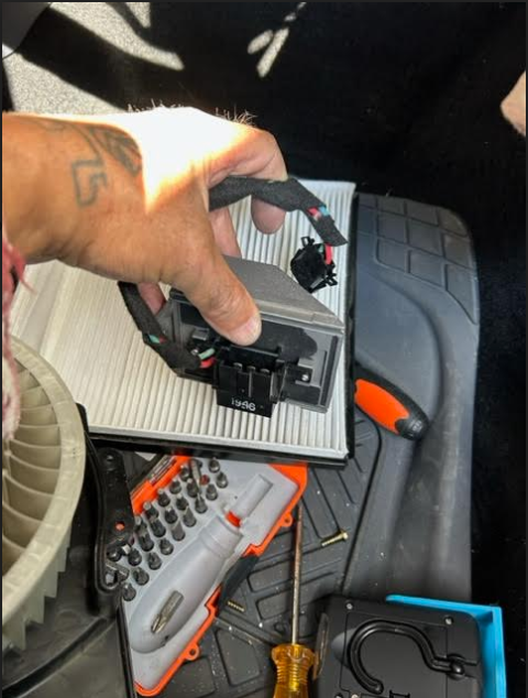 6 Q 1 907 521   polo.PNG