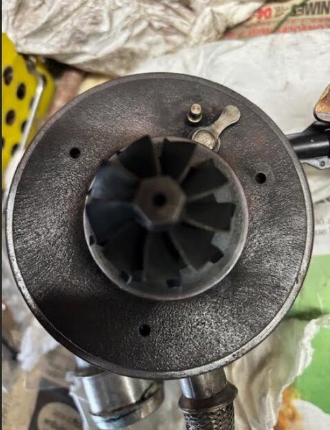 turbo echappement  sans  repère.jpg