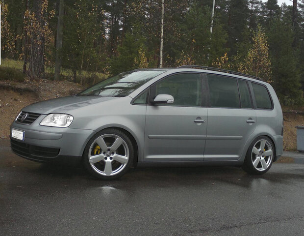 touran custom ced.jpg
