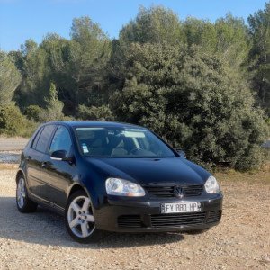 Volkswagen Golf 5 1.9 Tdi 105