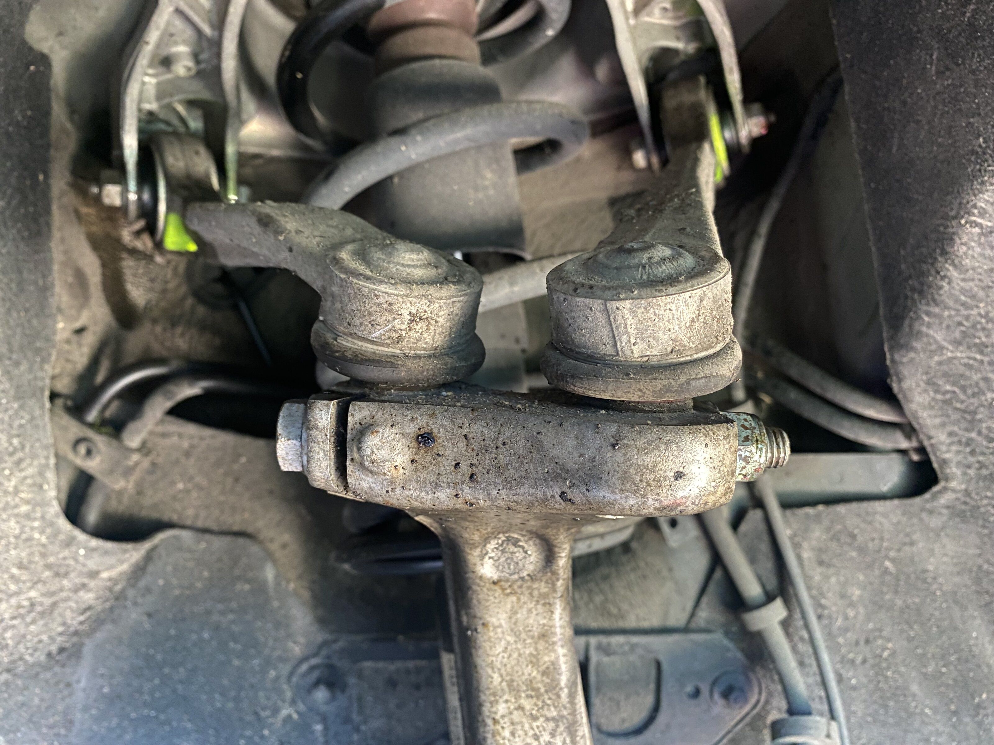 changement bras de suspension avant 2